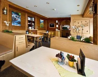 Hotell Haus Am Wald Arosa